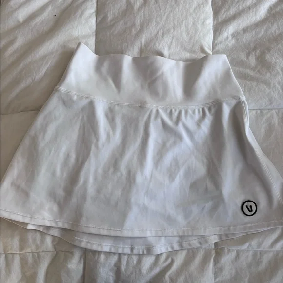 Vuori Volley Skirt in white - Picture 2 of 7